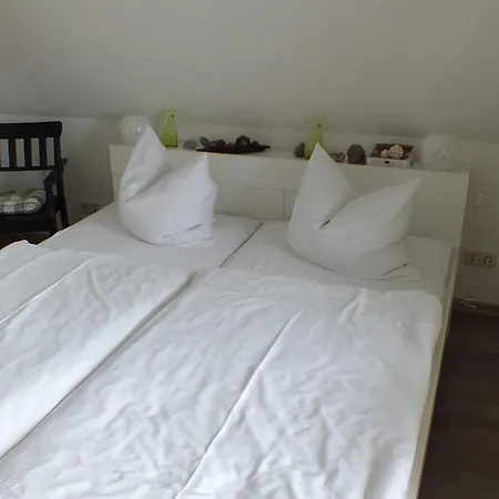 Dom wakacyjny Finnhaeuser Am Vogelpark - Haus Elke Marlow