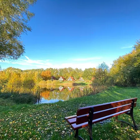 Semesterbostad Finnhaeuser Am Vogelpark - Haus Elke